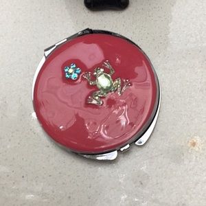 Womens double mirror compact case.